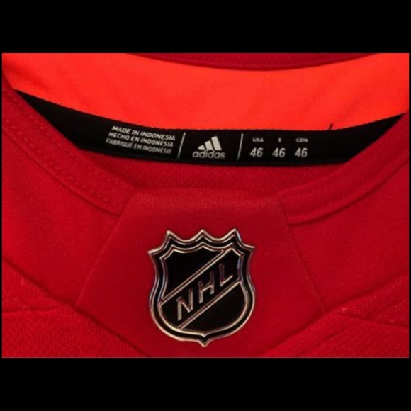 Blackhawks Jersey - Picture 3 of 3